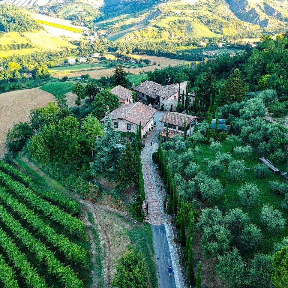 Гостьовий будинок Cascina La Buca Castello di Serravalle Екстер'єр фото