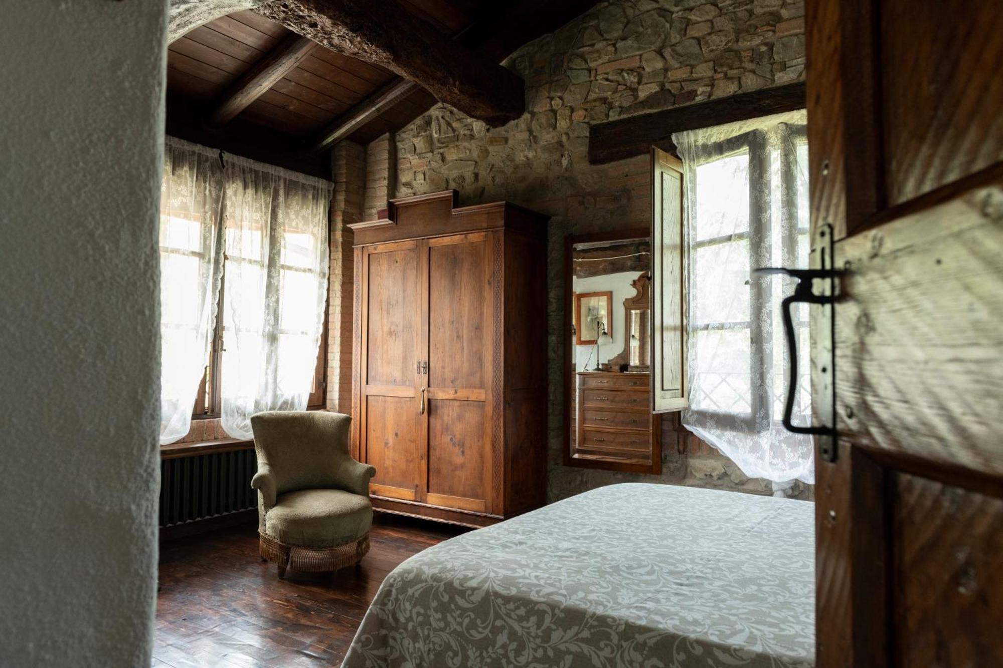 Гостьовий будинок Cascina La Buca Castello di Serravalle Екстер'єр фото